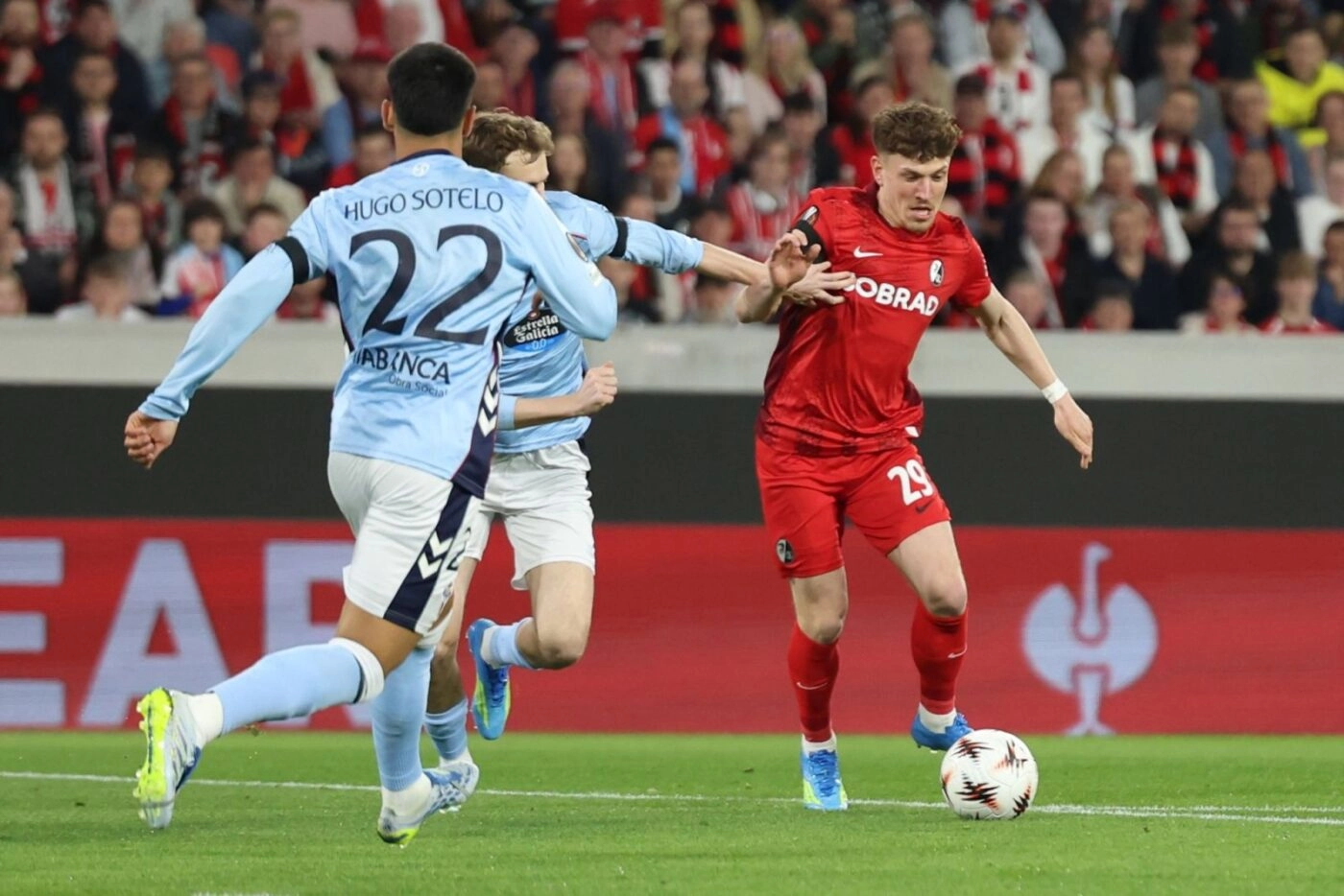 Soi kèo Celta Vigo vs Freiburg - Lượt về tứ kết Europa Laegue